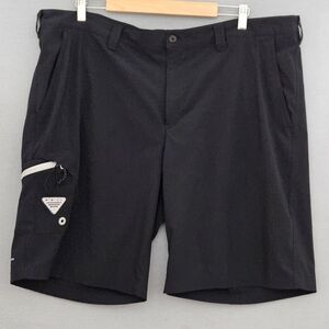 Columbia Mens Shorts Size 42 Black Nice